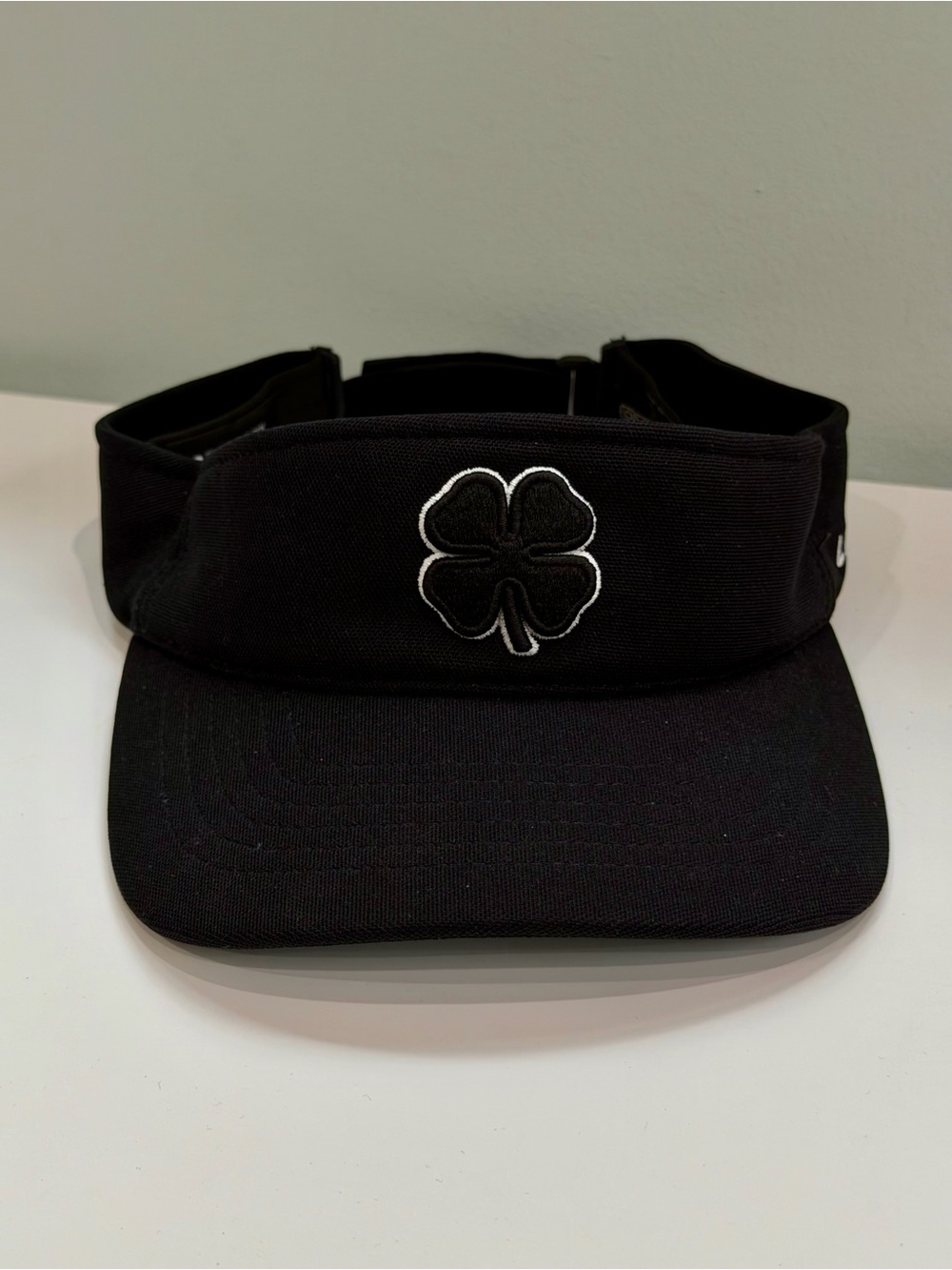 Black Clover Live Lucky Golf Visor Hat Black Adjustable Performance Sun Hat - Picture 3 of 10